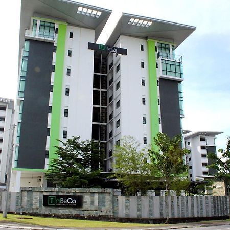 Tribeca Suites Kuching Exteriér fotografie