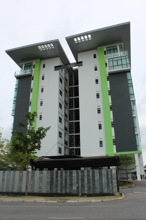 Tribeca Suites Kuching Exteriér fotografie